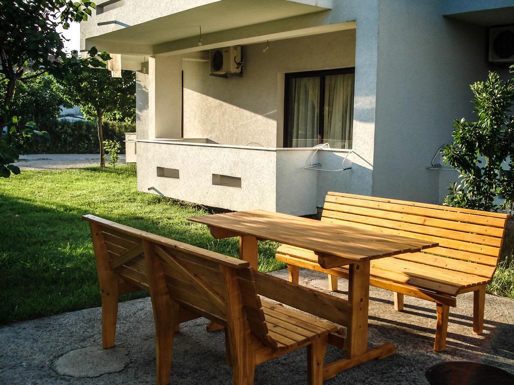 Studios M Ulcinj Rum bild
